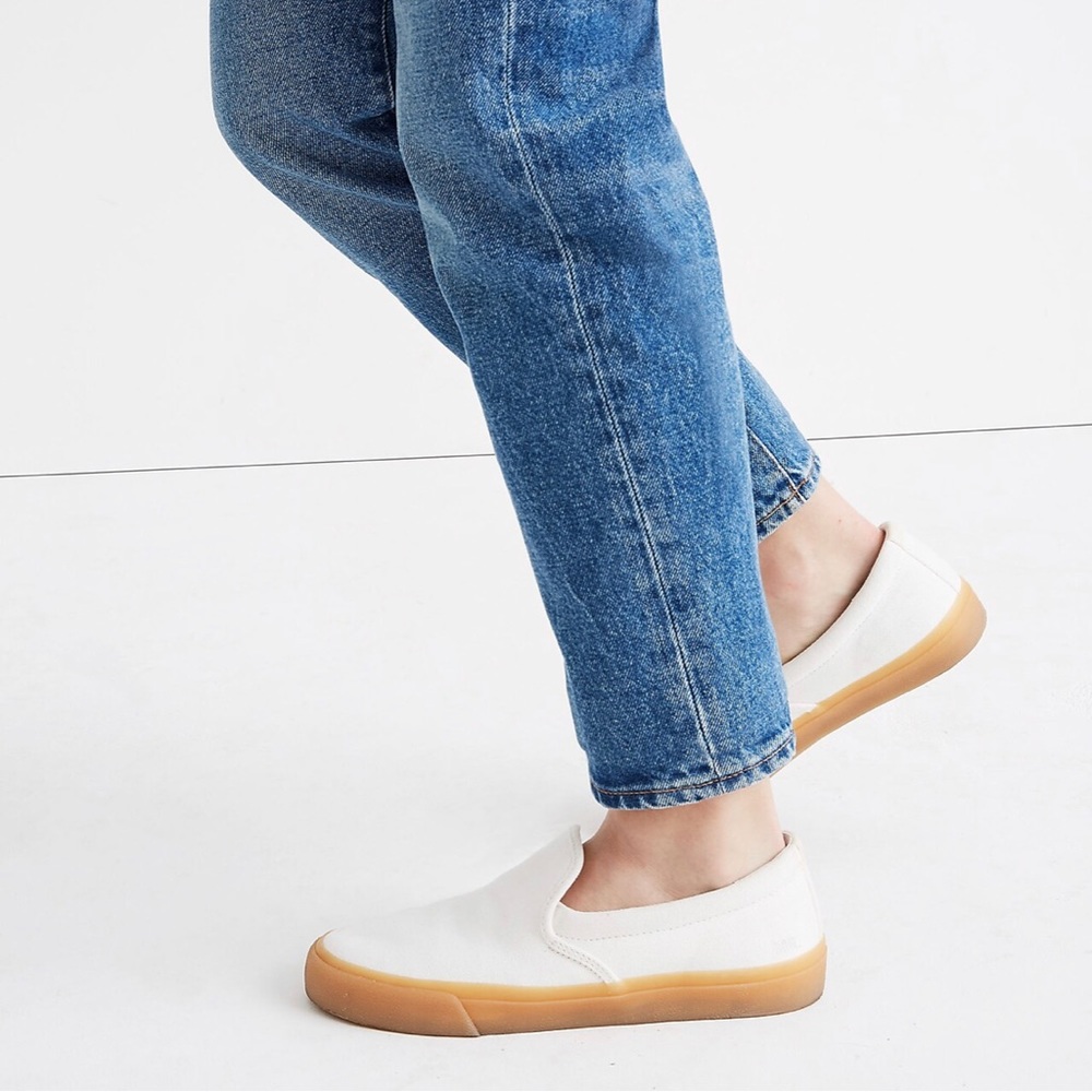 Madewell Sidewalk Slip-on Sneakers in White Canvas